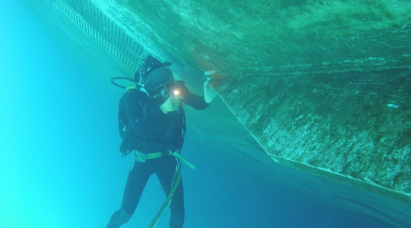 Commercial underwater work